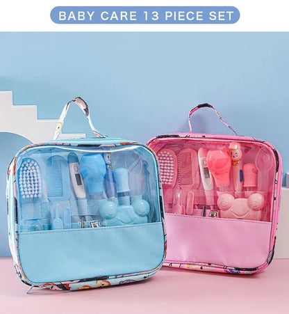 Trousse soins bebe BabyFresh vue ensemble fond blanc — Velours Bébé