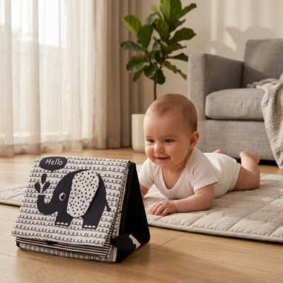 livre bebe tissu noir blanc éléphant  bebe 1