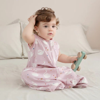 gigoteuse sans manches bebe coton motif cygnes rose  assis