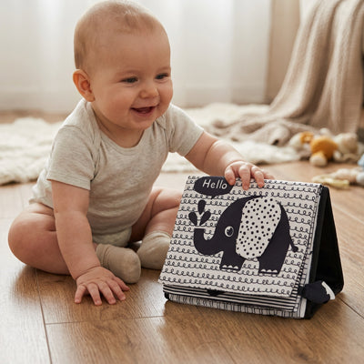 livre bebe tissu noir blanc éléphant bebe 2
