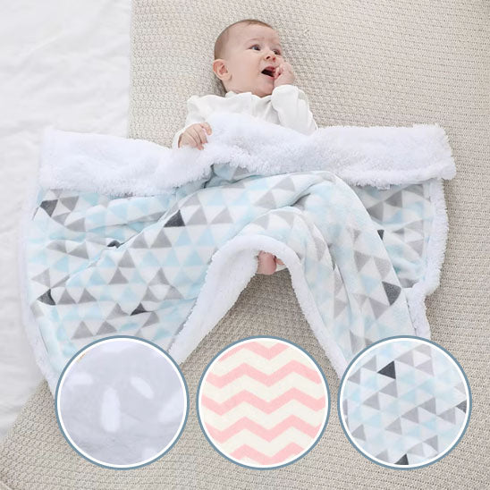 couverture bebe polaire triangle 3 couleurs maman bebe 